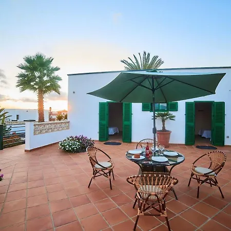 Сasa de vacaciones In With Volcano View Pool *