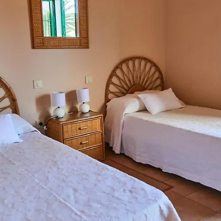 Hébergement de vacances In With Volcano View Pool