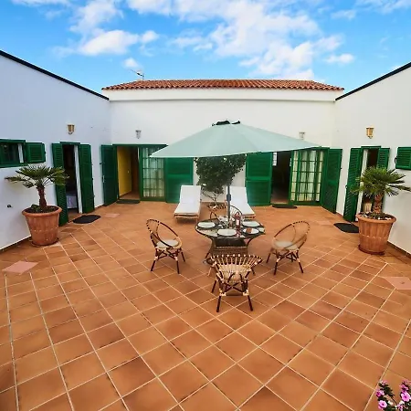 Holiday home Belvilla By Oyo La Maison D Andres La Oliva