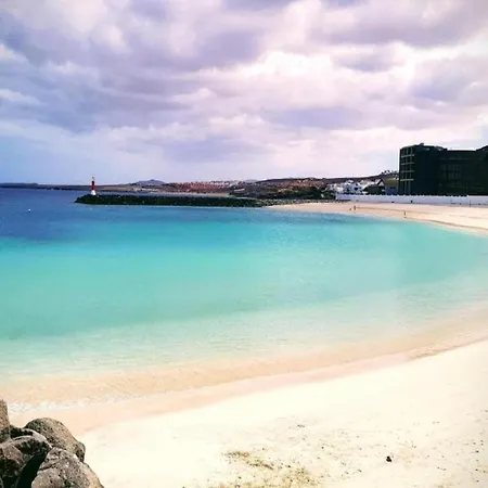 Hébergement de vacances In With Volcano View Pool